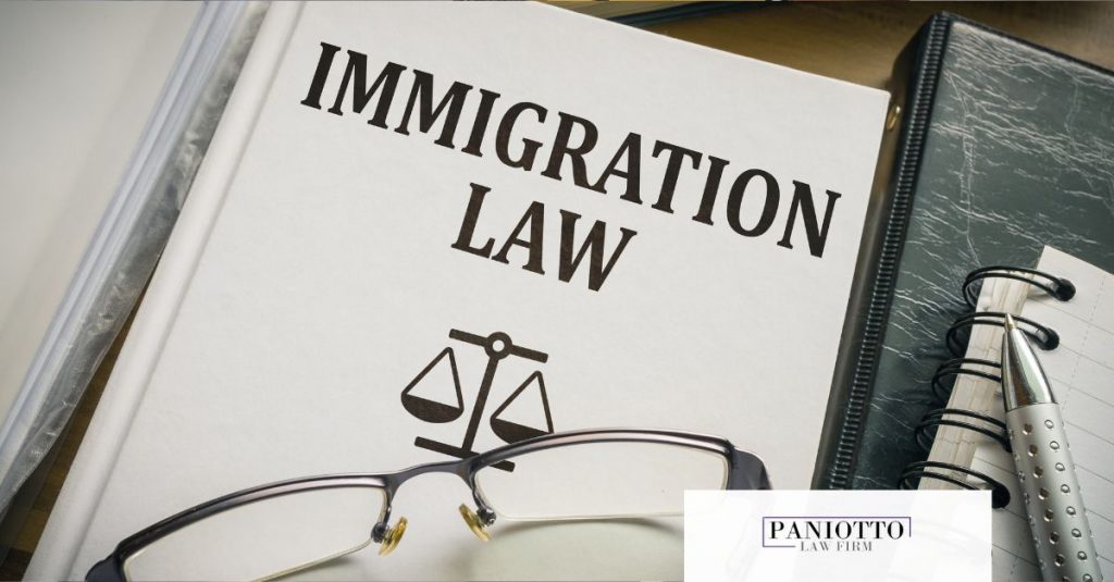 abogado de inmigración